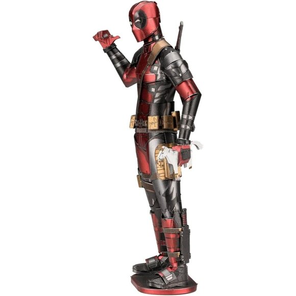 Metal Earth Marvel Comicss Deadpool Model Kit Steel Model MMS326 - Picture 3 of 7